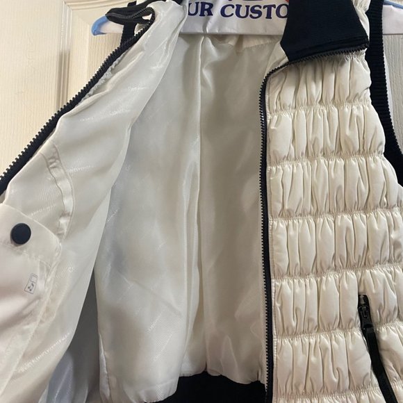 Calvin Klein Performance Vest - Picture 3 of 4